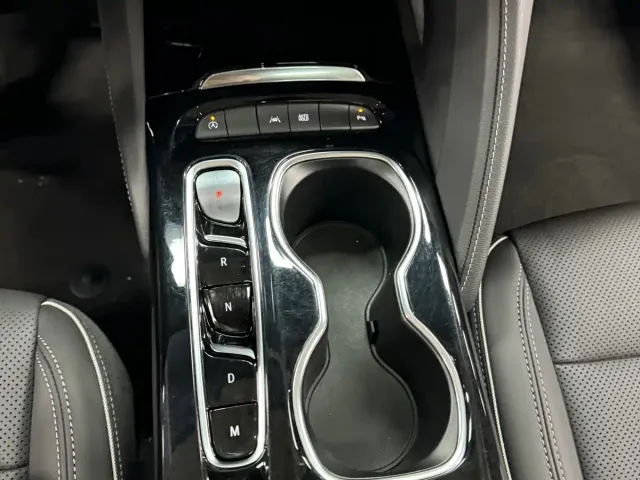 Buick Envision Plus — Фото автомобиля 15