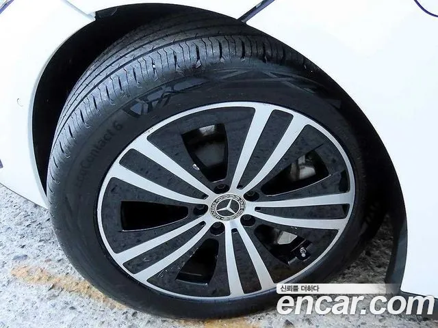 Mercedes-Benz EQE V295 — Фото автомобиля 5
