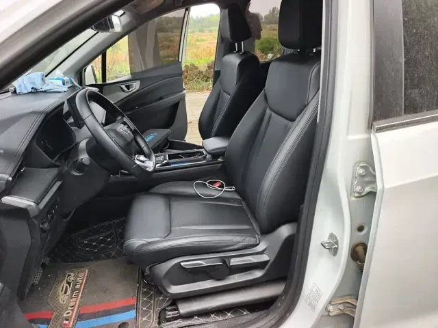 Wuling Jiachen — Фото автомобиля 7