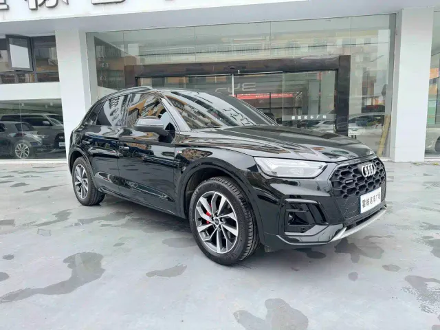 Audi Q5L — Фото автомобиля 4
