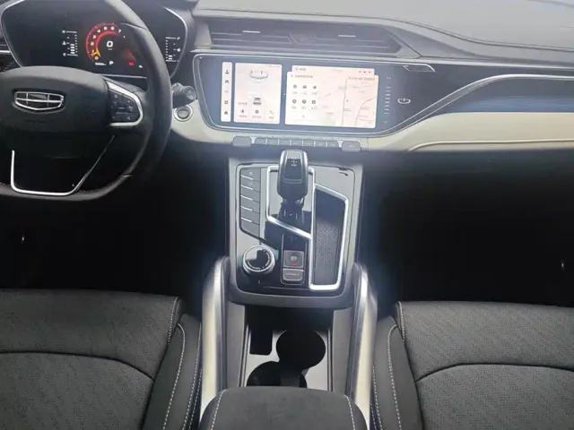 Geely Boyue — Фото автомобиля 16