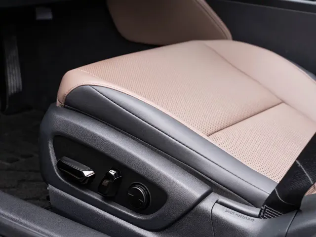 Lexus ES — Фото автомобиля 18