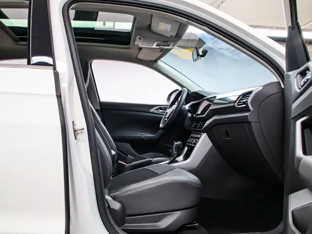Volkswagen T-Cross — Фото автомобиля 13