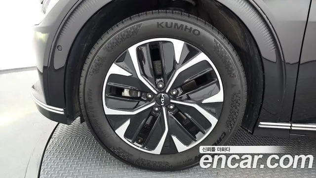 Фотография автомобиля — Kia EV6