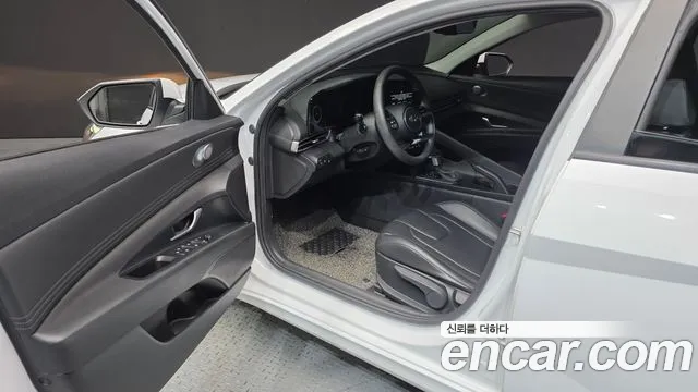 Hyundai Avante — Фото автомобиля 15