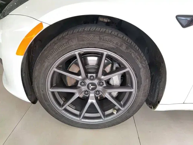 Tesla Model 3 2022 Model Rear-Wheel Drive Version — Фото автомобиля 22