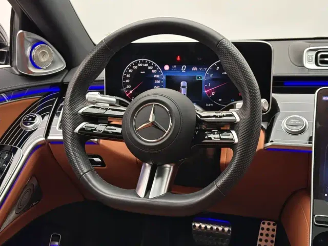 Mercedes-Benz S-Class — Фото автомобиля 12