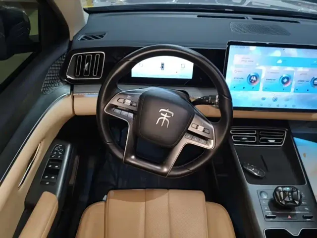 BYD Song Pro — Фото автомобиля 10