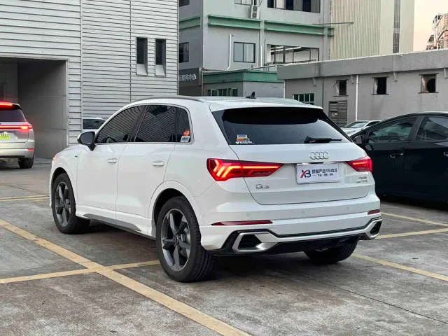 Audi Q3 — Фото автомобиля 3