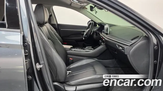 Hyundai Sonata — Фото автомобиля 16