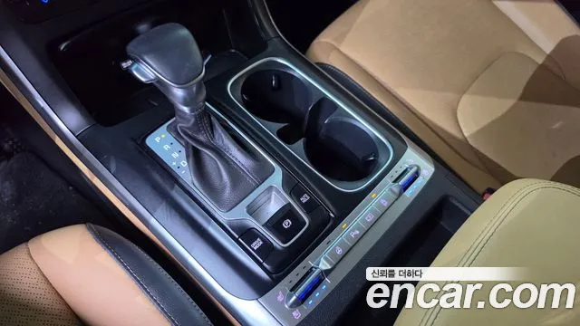 Kia Canival Carnival 4 поколение Дизель 9 мест Prestige — Фото автомобиля 9