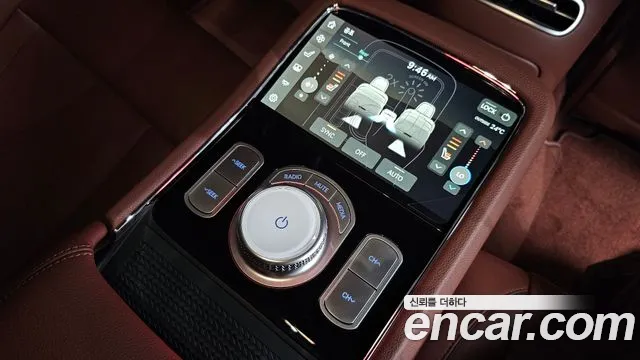 Genesis G90 RS4 — Фото автомобиля 24