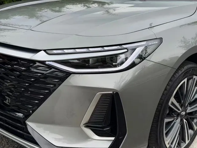 Chery Arrizo 8 — Фото автомобиля 4