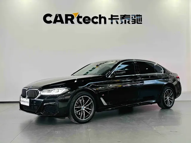 Фотография автомобиля — BMW 5 Series