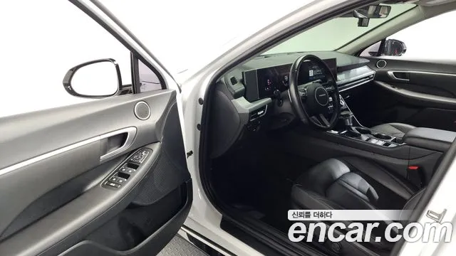 Hyundai Sonata Sonata Edge(DN8) 2.0 LPG(Для проката) — Фото автомобиля 9
