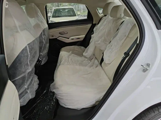 BYD Qin L — Фото автомобиля 16