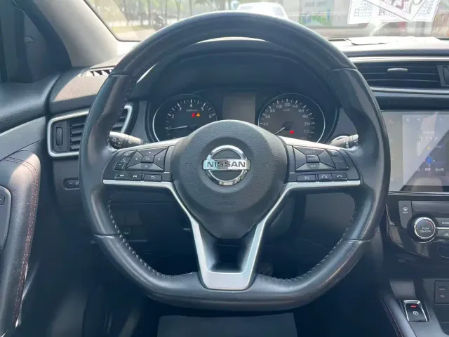 Nissan Qashqai — Фото автомобиля 12