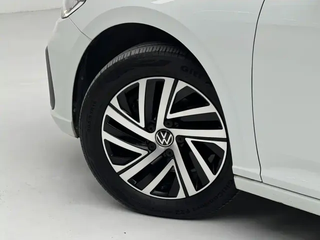 Volkswagen Lavida — Фото автомобиля 14