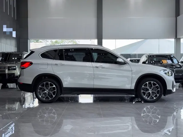 BMW X1 — Фото автомобиля 3