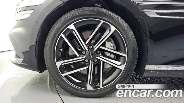 Genesis G80 RG3 — Фото автомобиля 5