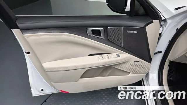 Kia K8 (New) Hybrid — Фото автомобиля 13