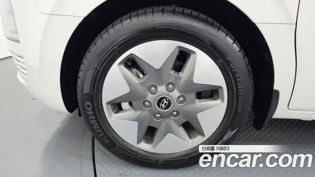 Hyundai Staria — Фото автомобиля 5