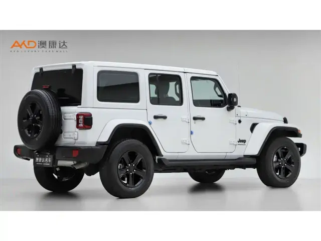 Jeep Wrangler — Фото автомобиля 3