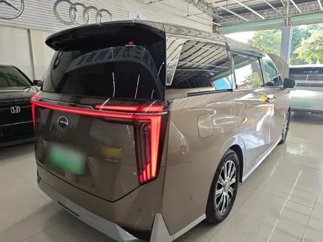 GAC Trumpchi E9 — Фото автомобиля 6