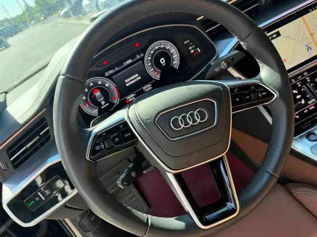 Audi A6L — Фото автомобиля 4