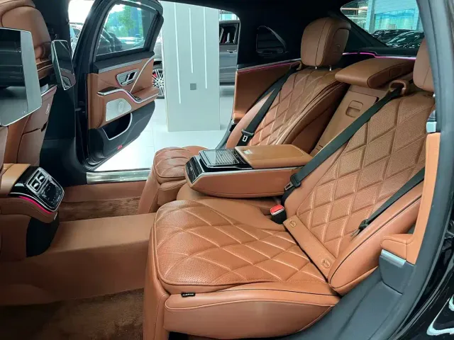 Mercedes-Benz Maybach S-Class — Фото автомобиля 8