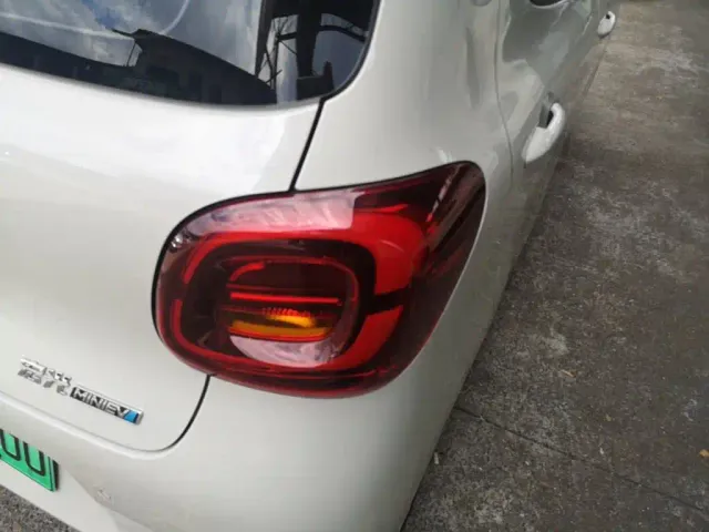 Wuling Hongguang Mini EV — Фото автомобиля 7