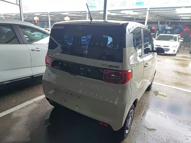 Wuling Hongguang Mini EV — Фото автомобиля 6