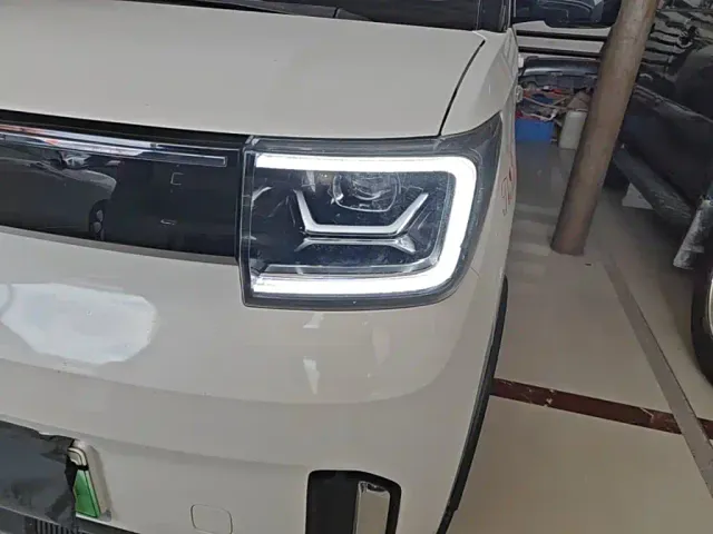 Wuling Hongguang Mini EV — Фото автомобиля 17