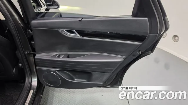 Genesis G80 RG3 — Фото автомобиля 14