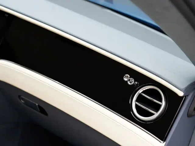 Bentley Continental — Фото автомобиля 16