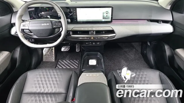 Kia EV4 — Фото автомобиля 7
