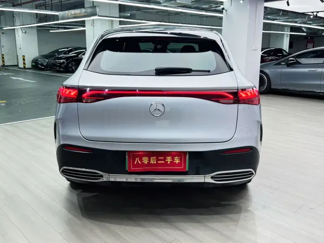 Mercedes-Benz EQE SUV — Фото автомобиля 6