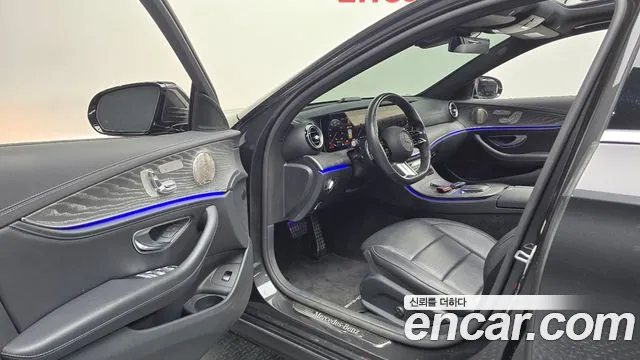 Mercedes-Benz E-Class W213 — Фото автомобиля 14