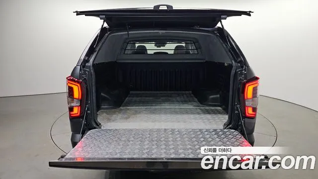 KG_Mobility_Ssangyong Rexton Новый Rexton Sport Khan Дизель 2.2 4WD — Фото автомобиля 20
