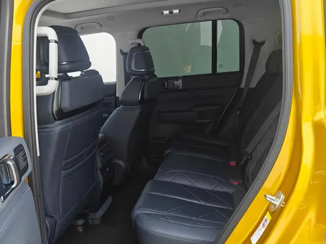 BYD FangChengBao Leopard 5 — Фото автомобиля 6