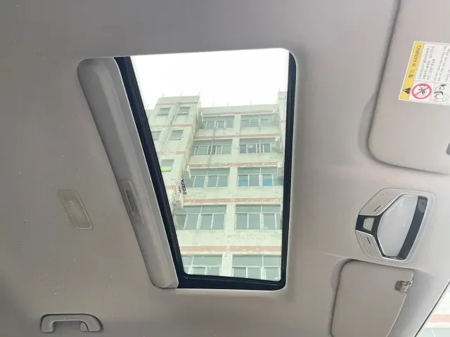 Geely Emgrand — Фото автомобиля 24