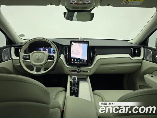 Вольво XC60 — Фото автомобиля 7