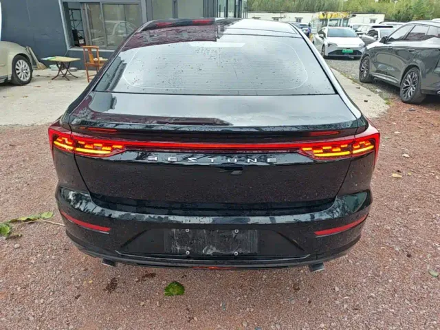 Bestune B70 — Фото автомобиля 5