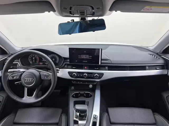 Audi A4L — Фото автомобиля 20