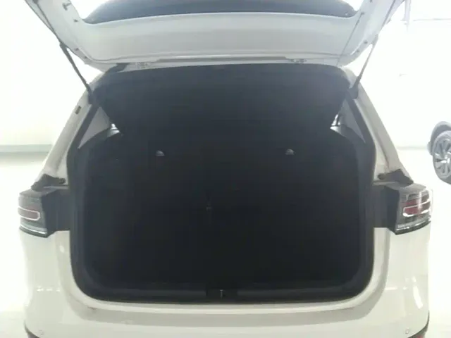 Volkswagen Tharu — Фото автомобиля 18