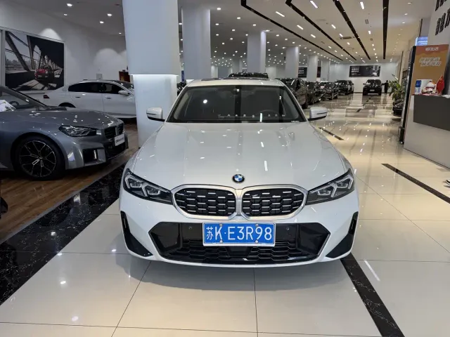 BMW 3 Series — Фото автомобиля 2
