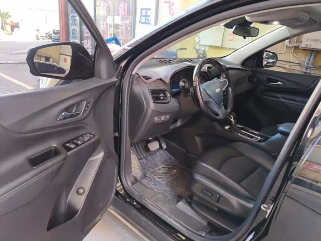 Chevrolet Equinox — Фото автомобиля 15