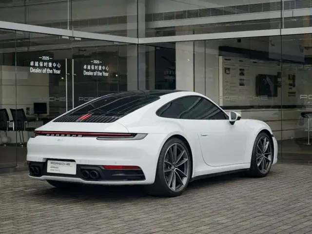 Porsche 911 — Фото автомобиля 7