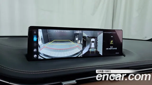 Genesis GV70 2.5T Бензин AWD — Фото автомобиля 13