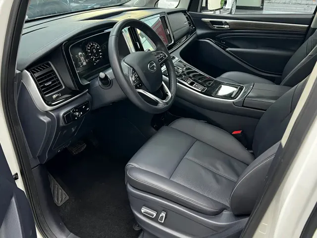 GAC Trumpchi M8 — Фото автомобиля 13